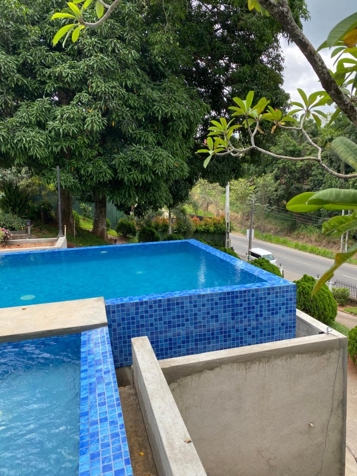 Villa Nilmalee Gampola Exterior photo